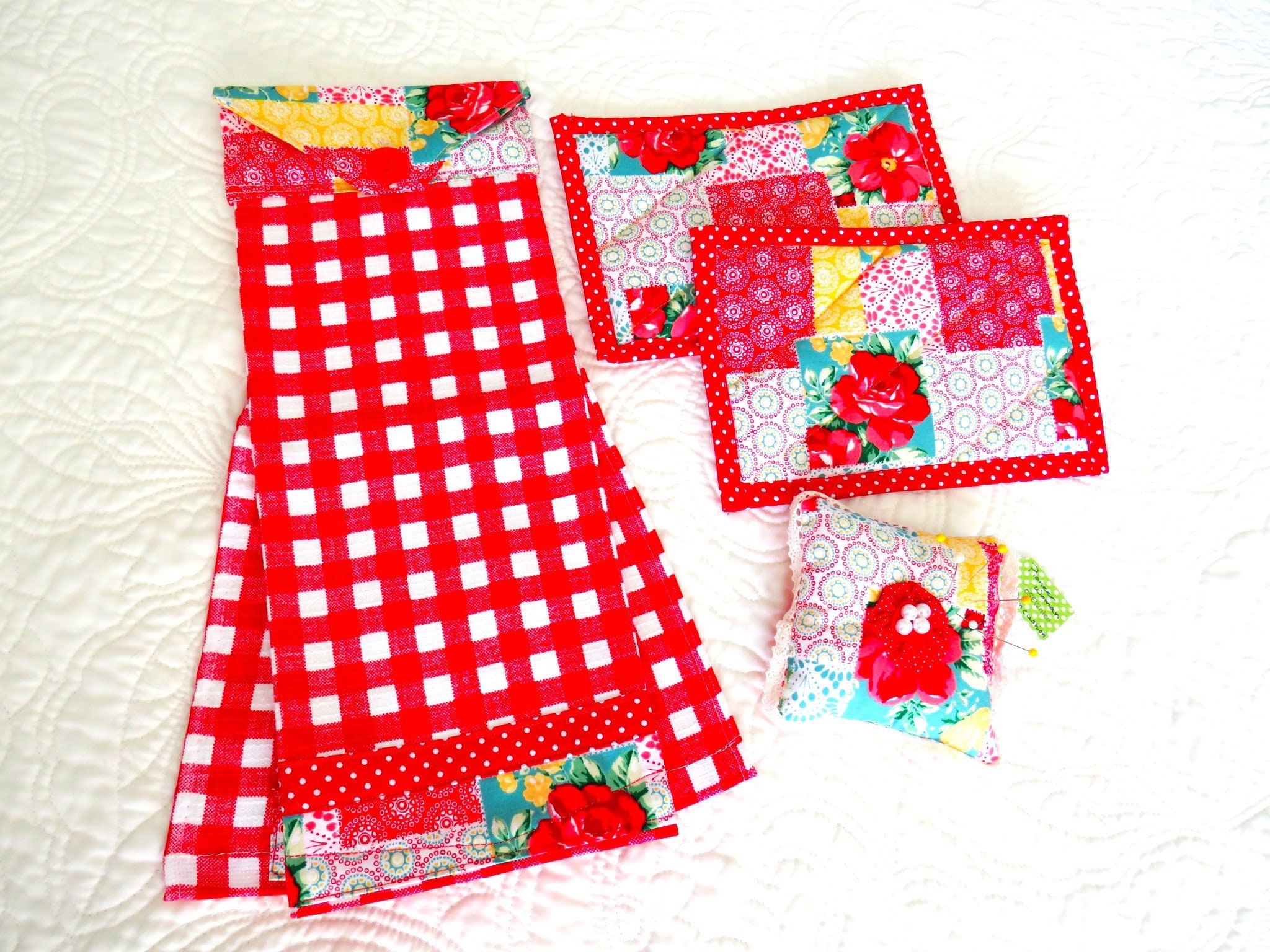 Pioneer woman gingham chair pad sale