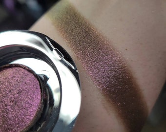 Crypt Keeper - Eyeshadow Multichrome Violet Red Brown Green