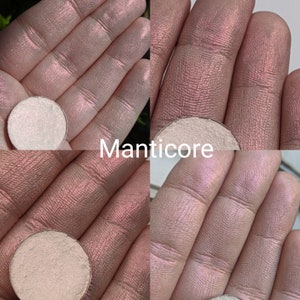 Manticore - Vegan Pressed Eyeshadow Highlighter Multichrome Red Coppery Gold