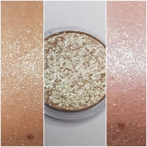 Gorgon - Vegan Pressed Highlighter Green Gold Sparkle