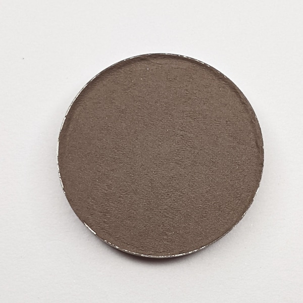 Shiitake - Vegan Pressed Eyeshadow Matte Taupe Gray Brown