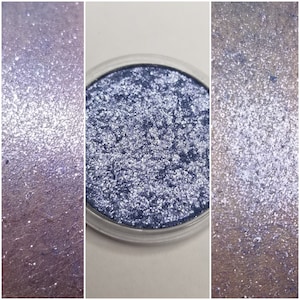 Scylla - Vegan Pressed Highlighter Eyeshadow Blue Sparkle