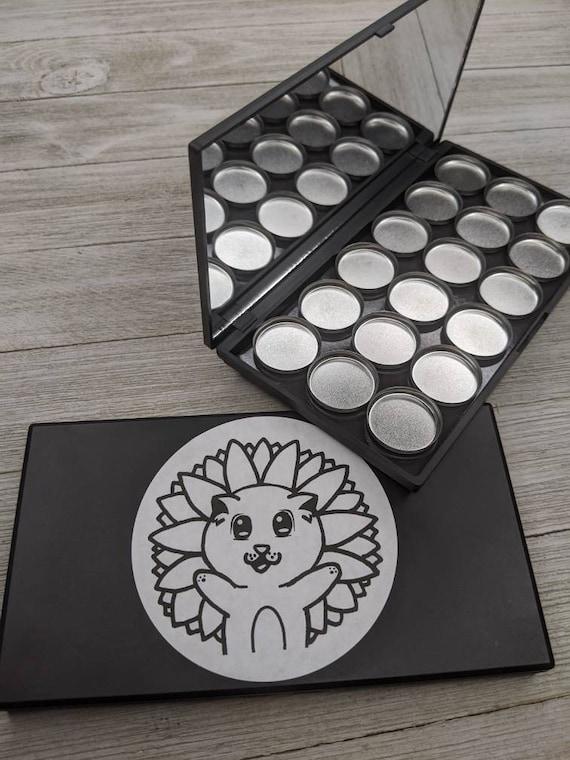 White eyeshadow clearance palette