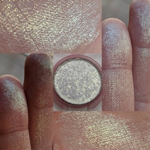 Seraphim - Vegan Pressed Eyeshadow Highlighter Multichrome Sparkle Gold Green Blue