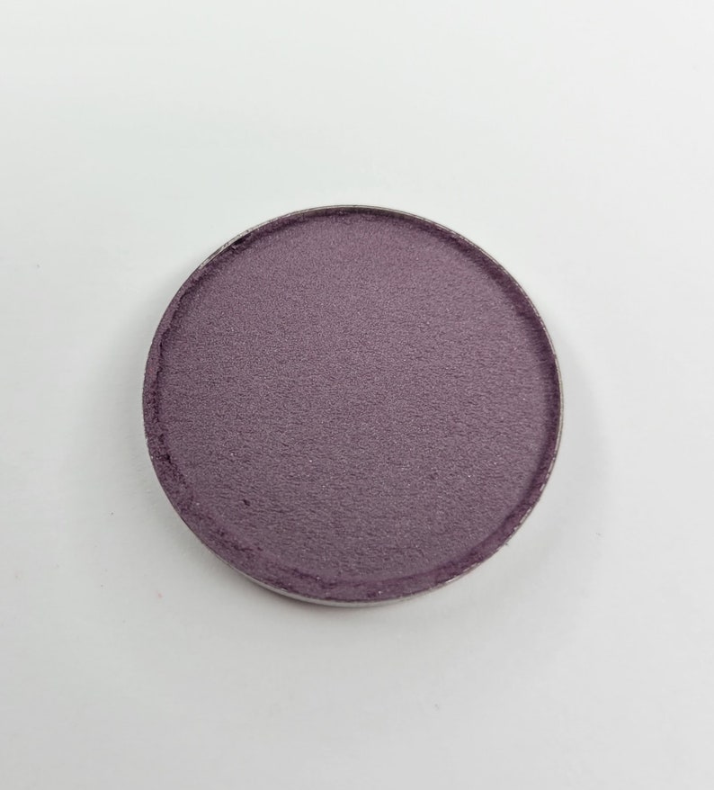 Wraith Eyeshadow Matte Smoky Gray Purple image 1