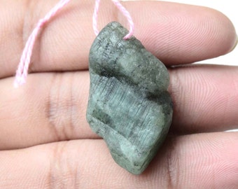 Natural Shape Emerald 1mm Drilled Hole Rough Stone, 34x19x14mm, Natural Uncut Gemstone, Gems for Pendant, Necklace Jewelry making/c-1044