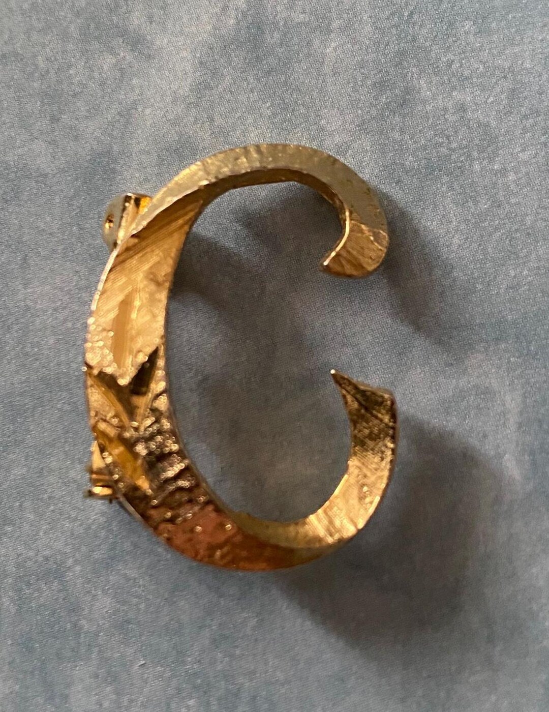 Tres Chic Silver Letter 
