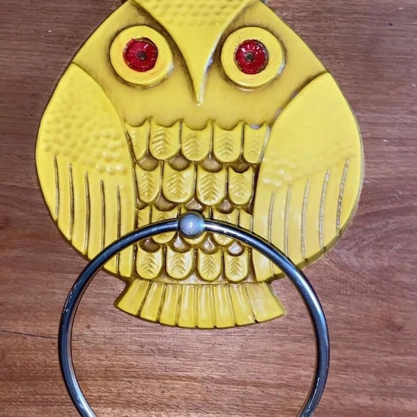 Vintage 1968 Eulen Plaque Handtuchhalter Retro Golden Yellow Bird