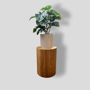 Blumenständer aus Holz - Holzständer - Individueller Pflanzenständer - Pflanzenhalter - Indoor-Pflanzenregal - Handgemachter Steher