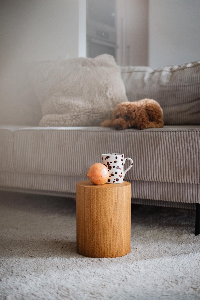 Pedestal de madera - Soporte para plantas o columna de exhibición / Decoración del hogar hecha a mano / Grabado personalizado disponible / Estante para artículos imagen 6
