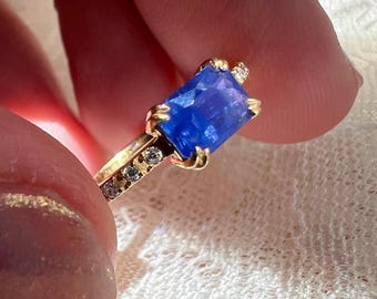 Natural blue sapphire emerald  Cut Color Change Diamond Ring 14k Yellow Gold engagement proposal ring