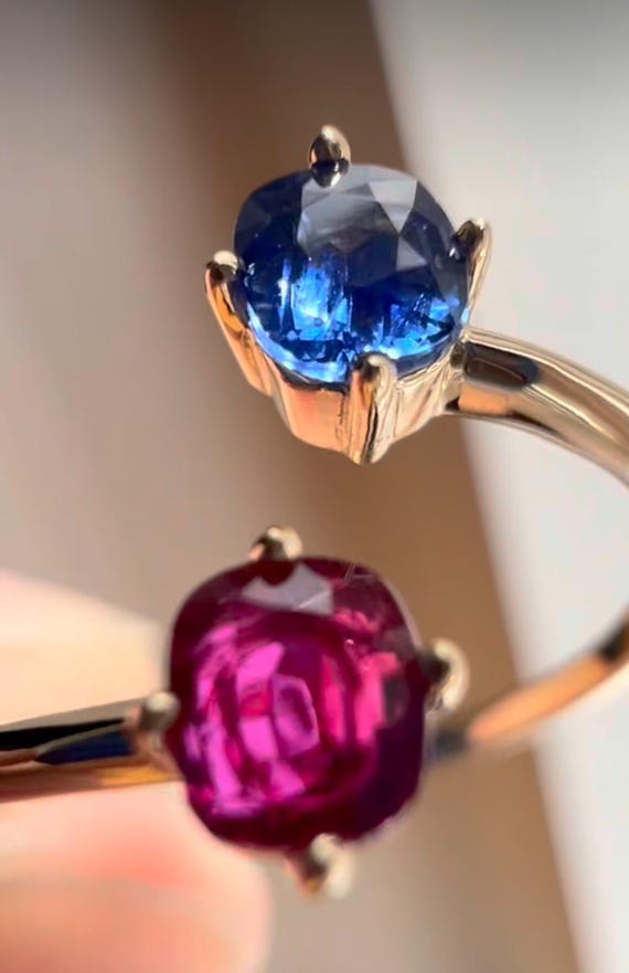 Natural ruby ring with natural sapphire split sha… - image 1