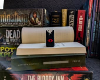 The Red Crown Keychain | Cult of the Lamb Hand Painted 3D Printed