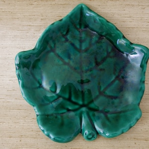 Leaf Form Aperitif Dish