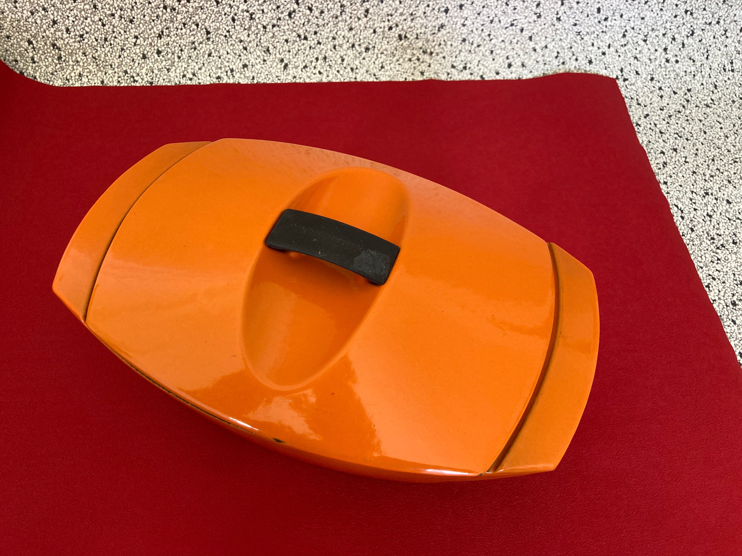Raymond Loewy for Le Creuset