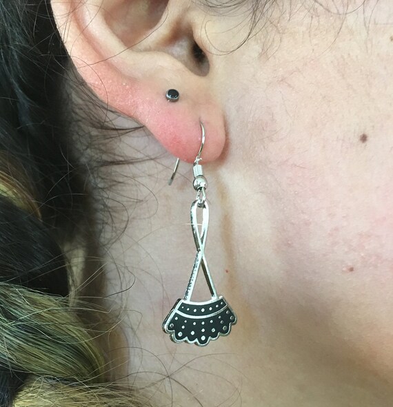 Dissent collar clearance drop earrings