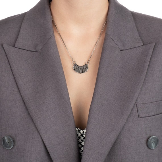 Ruth Bader Ginsburg's Dissent Collar 