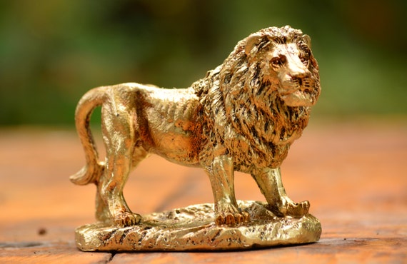 Golden Lion Figurinehand Crafted Lion Statueshiny Lion 