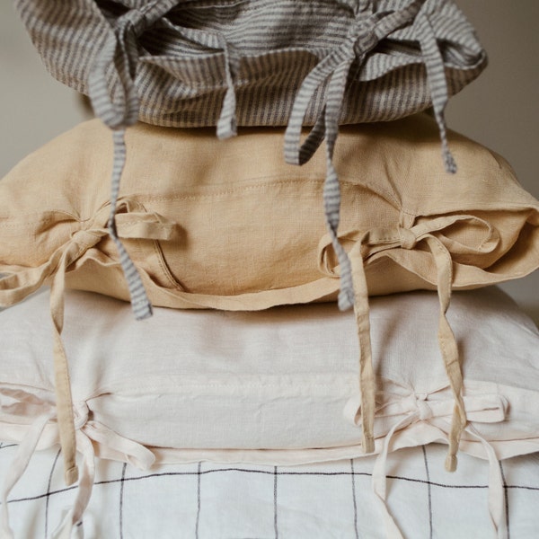 Linen Pillow Cover with ties, Softened linen, Natural Pillow, Decorative Pillow, Throw Pillow, Gift For Mom, Handmade Pillow, Christmas Gift