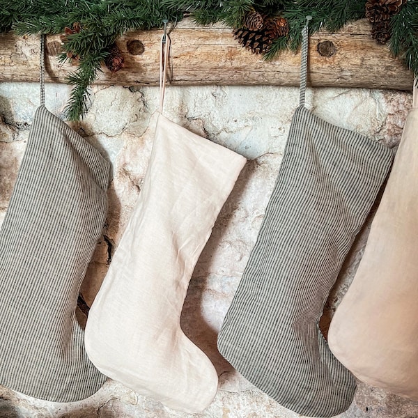 Christmas Linen Stockings without Cuff - Personalized Linen Socks -  Xmas Stockings - Eco-Friendly Gift for the family