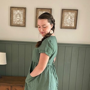 Ready to go Linen Dress with Short Sleeves, MARIN Nursing Dress with Snaps Mothers Day Gift image 7