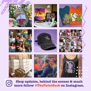 K&ouml;nnte beinhalten: Eine Collage von Bildern mit Kunstbedarf, Kleidung und gemalten Kunstwerken. Die Bilder zeigen eine schwarze Kappe mit Peace-Zeichen, T-Shirts und ein Tanktop. Der Text "AWW FUCK!" ist auf einem Aufkleber zu sehen. Der Instagram-Handle @ThePaintSesh ist ebenfalls sichtbar.