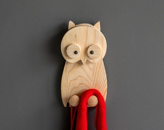 Animal kingdom hanger - OWL / coat hanger, wooden wall hanger, children wall storage, coat rack, clothes hanger, clothes rack