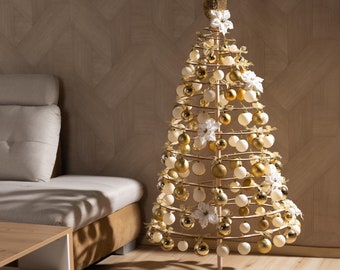 Spiral wooden Christmas tree | 140 cm | 55 in |