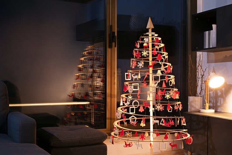 Spira large wooden Christmas tree 138 cm 54 in image 1
