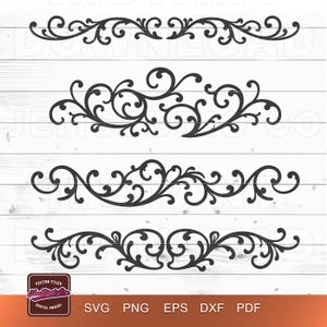 Puede incluir: Cuatro diseños decorativos de volutas negras sobre un fondo blanco con vetas de madera. Cada diseño presenta una disposición única de líneas y rizos arremolinados, adecuados para diversos proyectos de manualidades. La esquina inferior izquierda tiene un logotipo con el texto "VECTOR FILES" y "DIGITAL IMAGES".