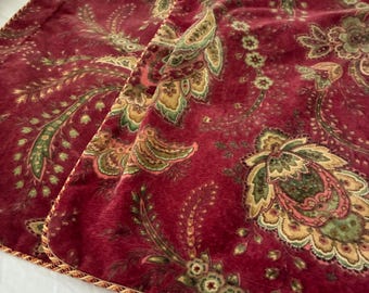 Vintage Charisma by Fieldcrest velvet red gold green King size shams set of 2