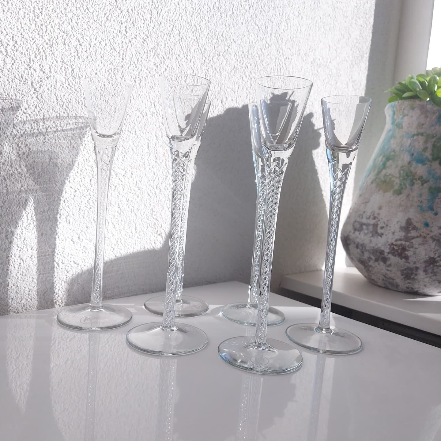 Pendulum glass/ Air twist tall cordial glasses/set of 6 pendulum glasses