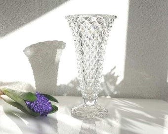 Vintage diamond cut crystal glass/trumpet vase