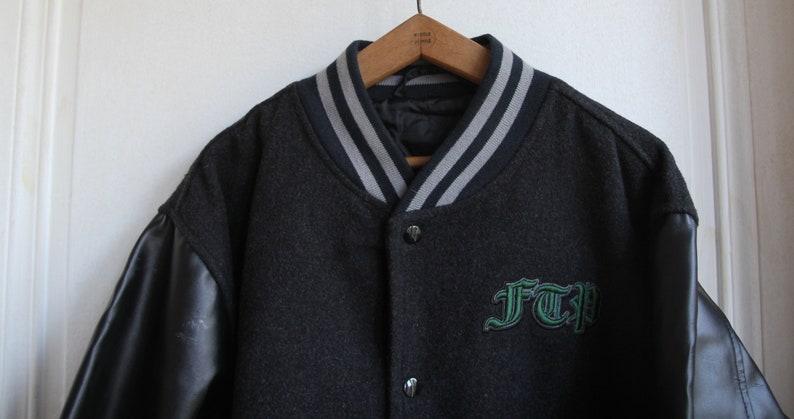 Blouson Teddy Homme Gris/noir/bleu marine Freeman T. Porter taille L Vintage 90s Sport chic image 6