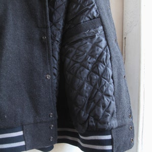 Blouson Teddy Homme Gris/noir/bleu marine Freeman T. Porter taille L Vintage 90s Sport chic image 7