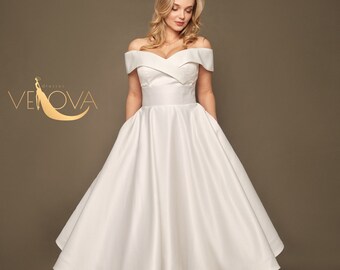 plus size wedding dress short length