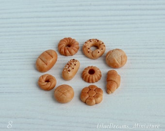 Miniature Braided Bread Loaves Small 2 : DOLLHOUSE Miniatures 1:12 Scale