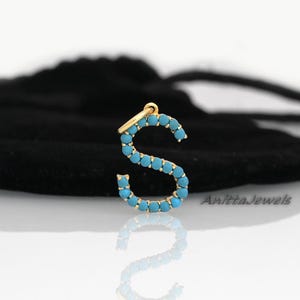 Pingente de letras turquesa em prata 925, pingente de letras com pedras preciosas, pingente de alfabeto turquesa, pingente de letras turquesa, pingente de letras personalizado
