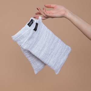 Linen waffle spa glove for face or body, hypoallergenic linen washcloth, linen shower mitten image 4