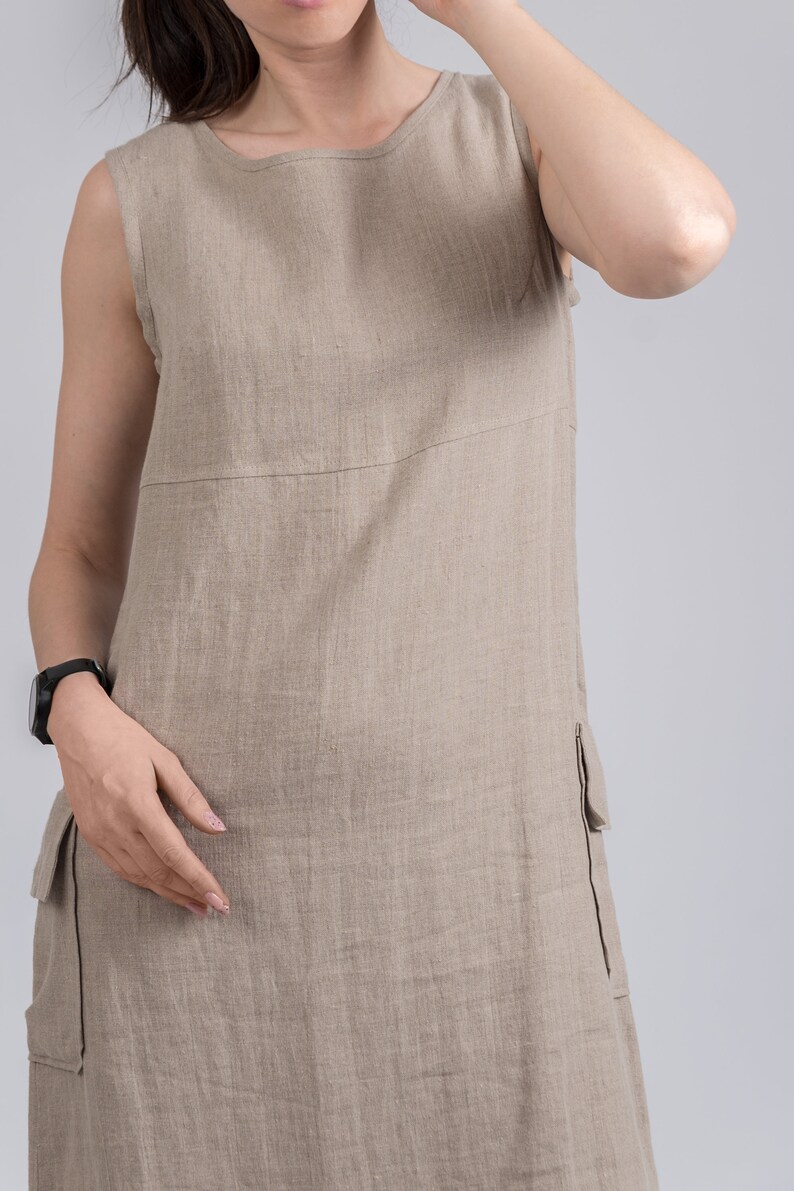 Sleeveless, knee-length linen dress with side pockets zdjęcie 2