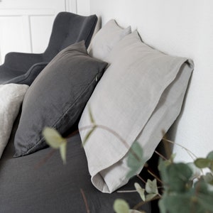 Stunning Gray Linen Bedding image