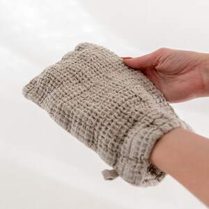 Linen waffle spa glove for face or body, hypoallergenic linen washcloth, linen shower mitten image 7