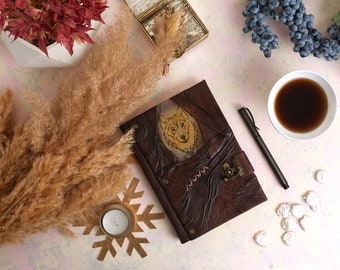 Leather wolf design journal, Handmade Diary, Handmade Notebook, Gift for wolf Lover, Hand painted Notebook, handsewn Journal