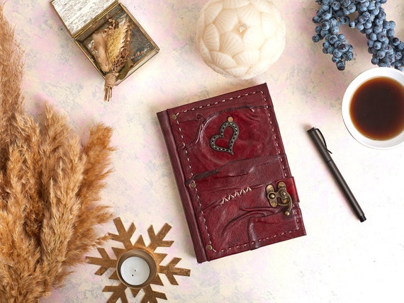 Love Design Journal, Heart Notebook, Leather Notepad, Ancient Diary, Medium Writting Book, Hand Sewn Book, Handpainted Journal, Gift Books