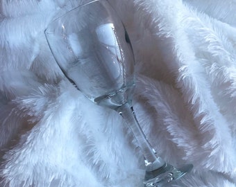 Benutzerdefinierte Glas Wein | Personalisierte Weinglas | Brautjungferngeschenke | Personalisierte Bachelorette Party | Geburtstag Wein Glas | Stammten Weinglas