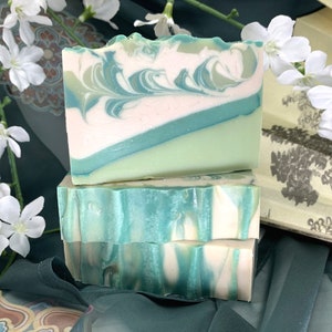 Peak Lord SHEN QINGQIU (mxtx inspired soap)