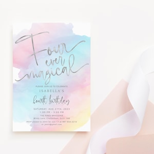 Vier magische Geburtstagseinladung, vier überhaupt einladen Digitaler Download, Mädchen zum 4. Geburtstag Pastell Regenbogen Karte bedruckbar, bearbeitbar P179