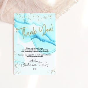 Modello di biglietto di ringraziamento azzurro cielo, biglietto di auguri per la cena di compleanno stampabile, biglietti per la festa in piscina estiva per uomini o donne, download modificabile P296