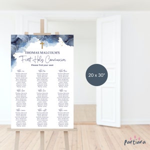 Puede incluir: Un plano de asientos en acuarela azul y dorado para una Primera Comunión. El plano de asientos mide 51 cm por 76 cm y enumera los nombres de los invitados en cada mesa. El texto dice "Thomas Malcolm's First Holy Communion. Please find your seat."
