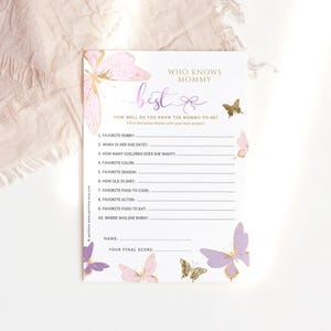Plantilla de tarjeta de juego "Quién conoce a mamá", la mejor mariposa, tarjeta imprimible para baby shower de niñas, decoración rosa y morada, descarga editable P345
